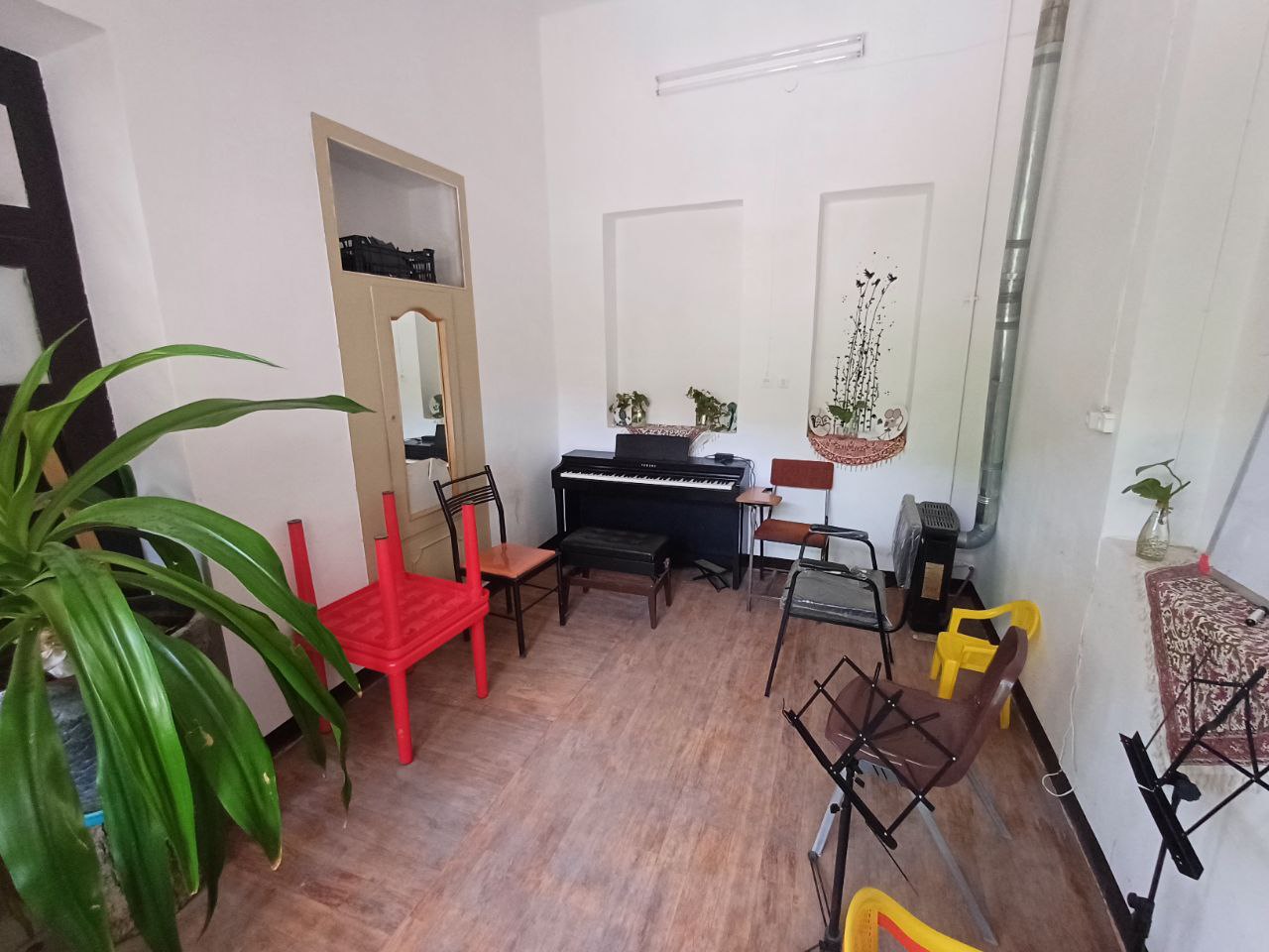 عمارت هنری قاب و نقاب