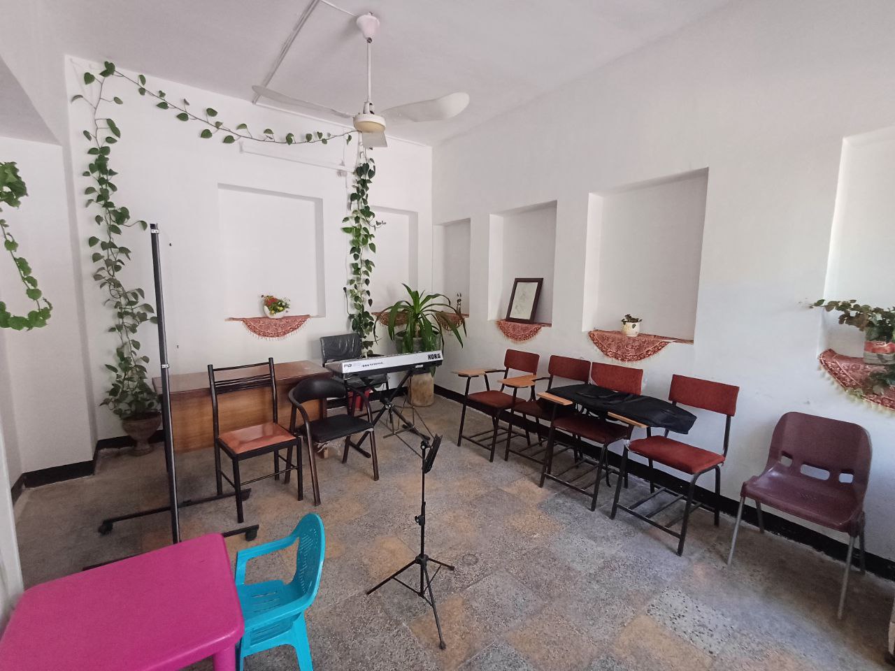 عمارت هنری قاب و نقاب